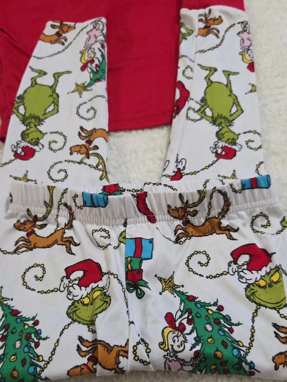 DR SEUSS THE GRINCH CHRISTMAS PAJAMA SET